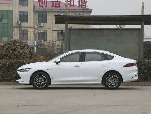 Byd Qin Plus Dmi Hybrid Energy Car with 1.5L 110PS Phev Naturely Aspirated Engine